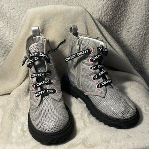 Free With A Purchase 🆓🆓🆓🆓DKNY Kids Shinny Boot